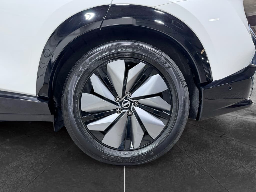 2024 Nissan Ariya view 30