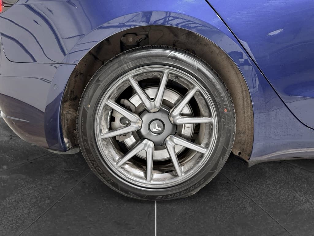 2020 Tesla Model 3 view 36