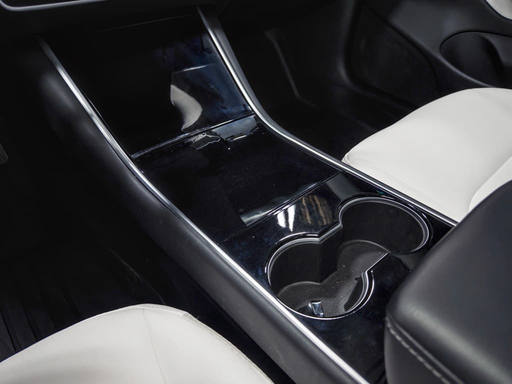 2020 Tesla Model 3 view 18