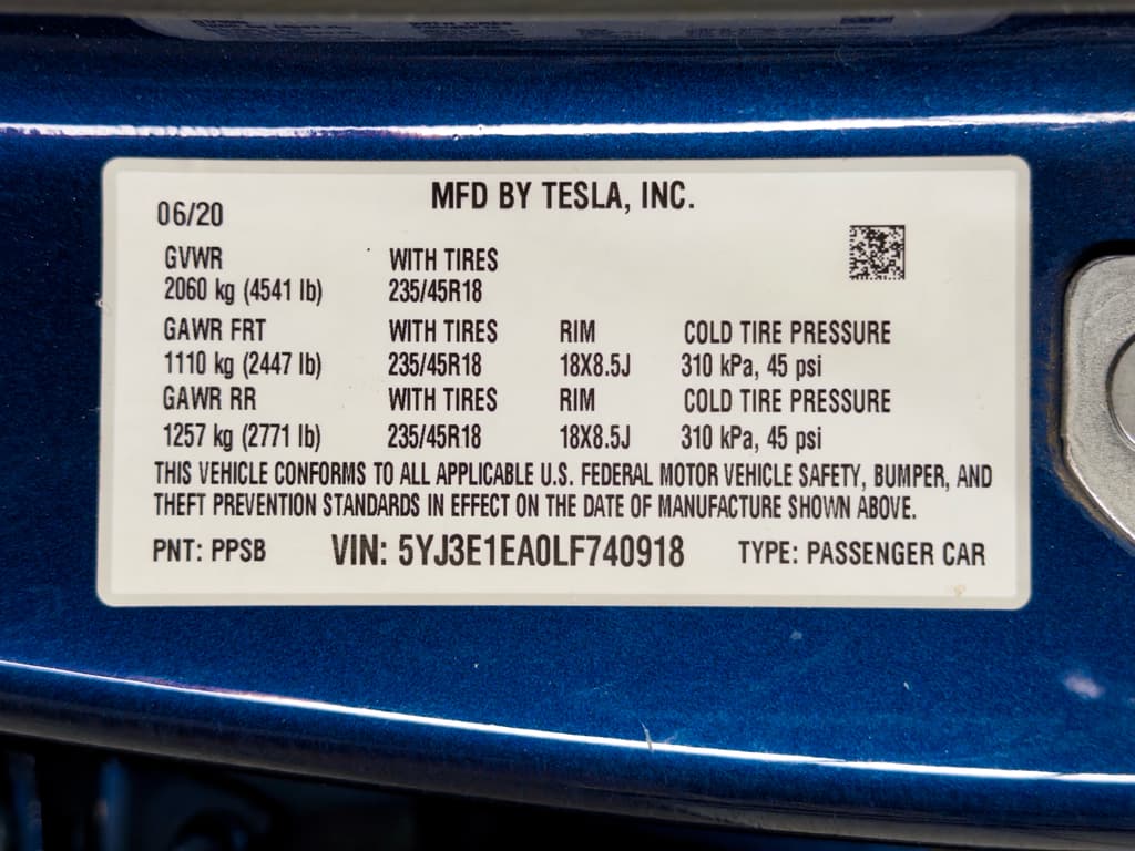 2020 Tesla Model 3 view 28