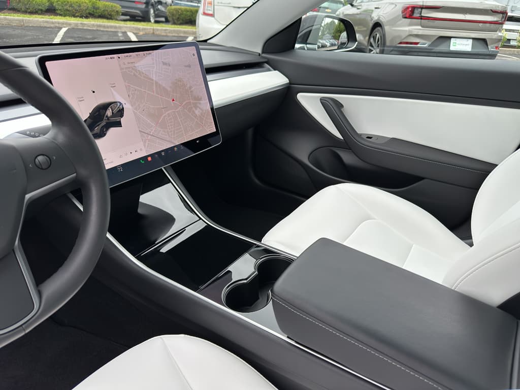 2020 Tesla Model 3 view 15