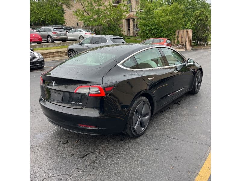 2020 Tesla Model 3 view 5