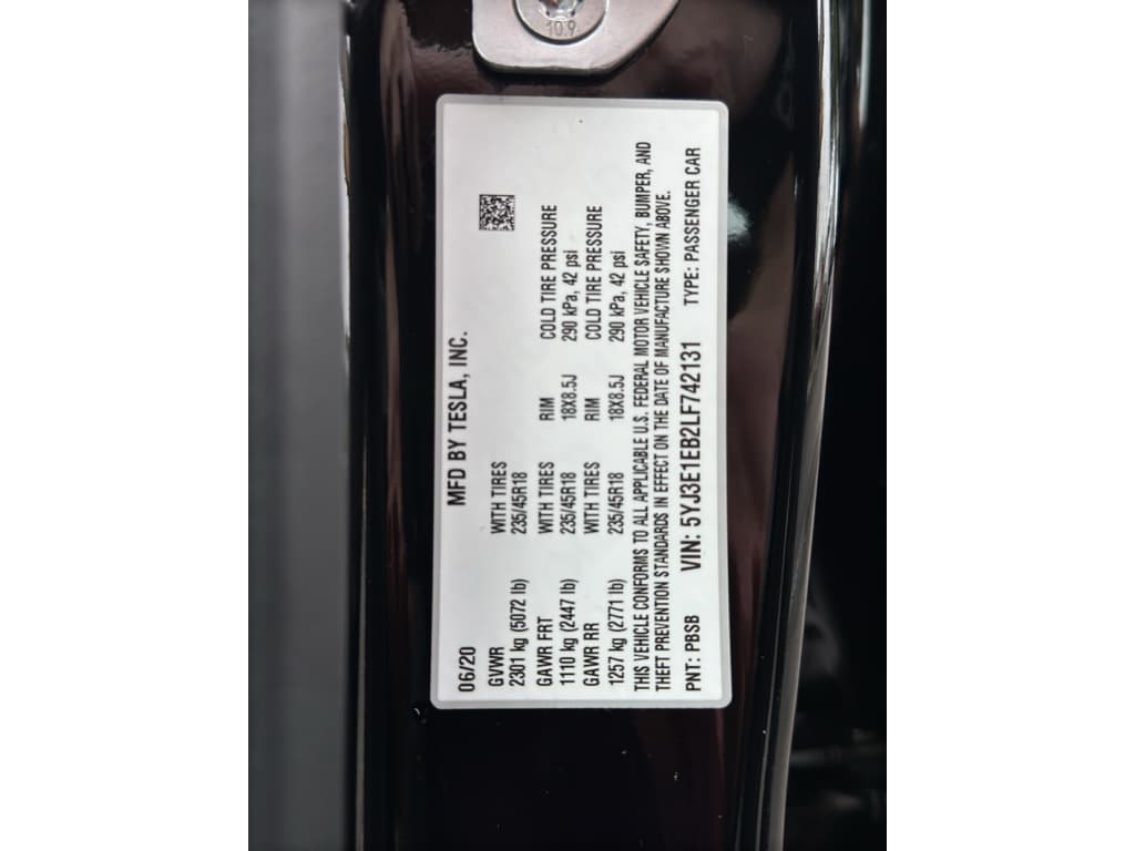 2020 Tesla Model 3 view 22