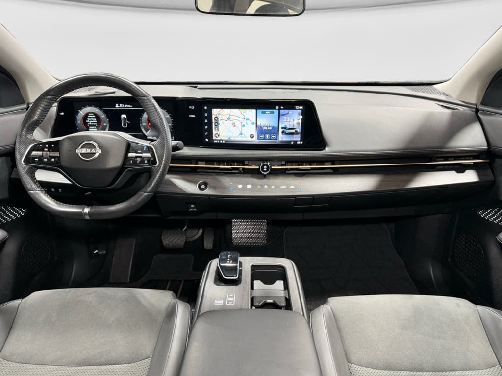 2024 Nissan Ariya view 17