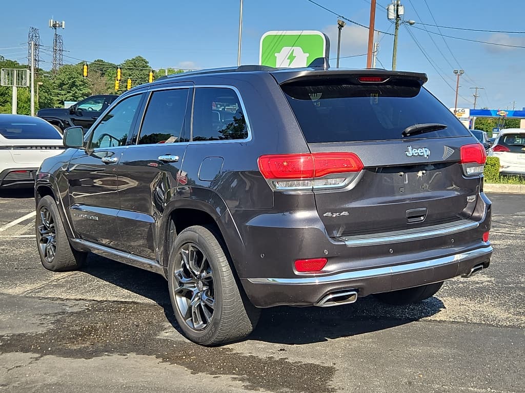 2017 Jeep Grand Cherokee view 2