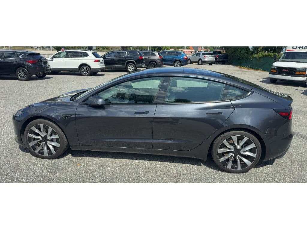 2024 Tesla Model 3 view 2