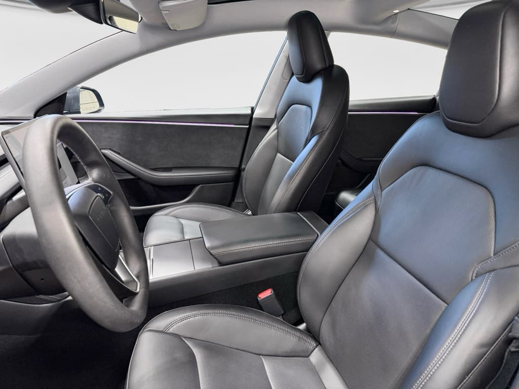 2024 Tesla Model 3 view 15