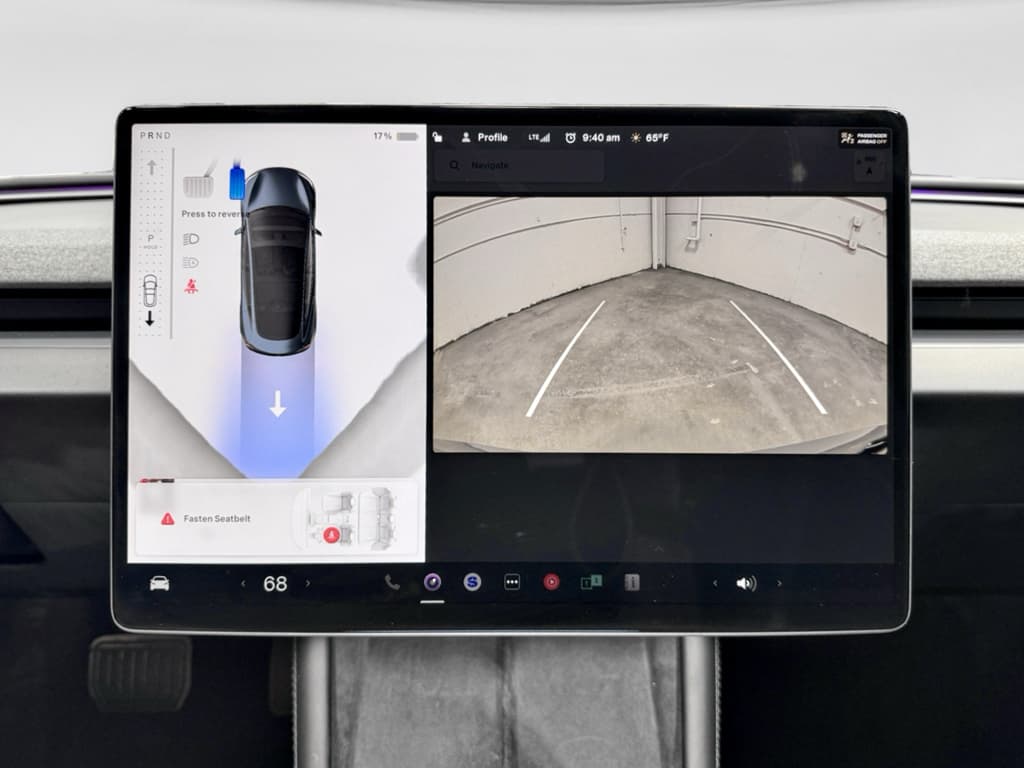 2024 Tesla Model 3 view 13