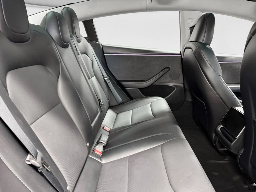 2024 Tesla Model 3 view 20