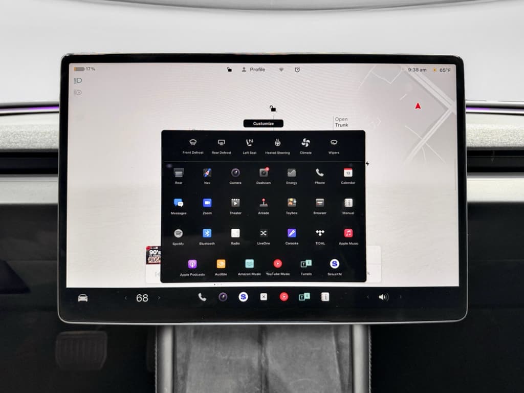 2024 Tesla Model 3 view 10