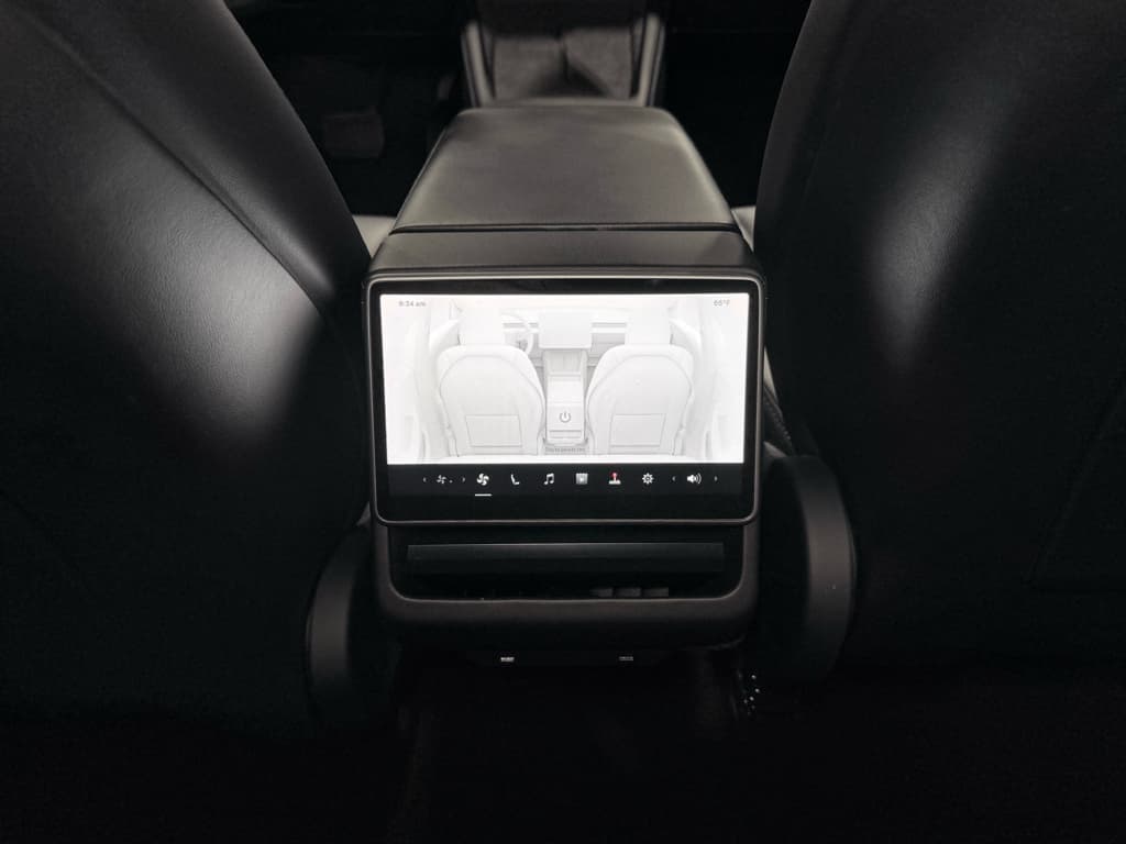 2024 Tesla Model 3 view 19