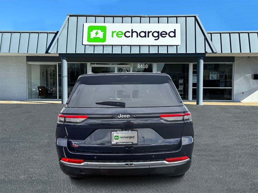 2022 Jeep Grand Cherokee 4xe view 5