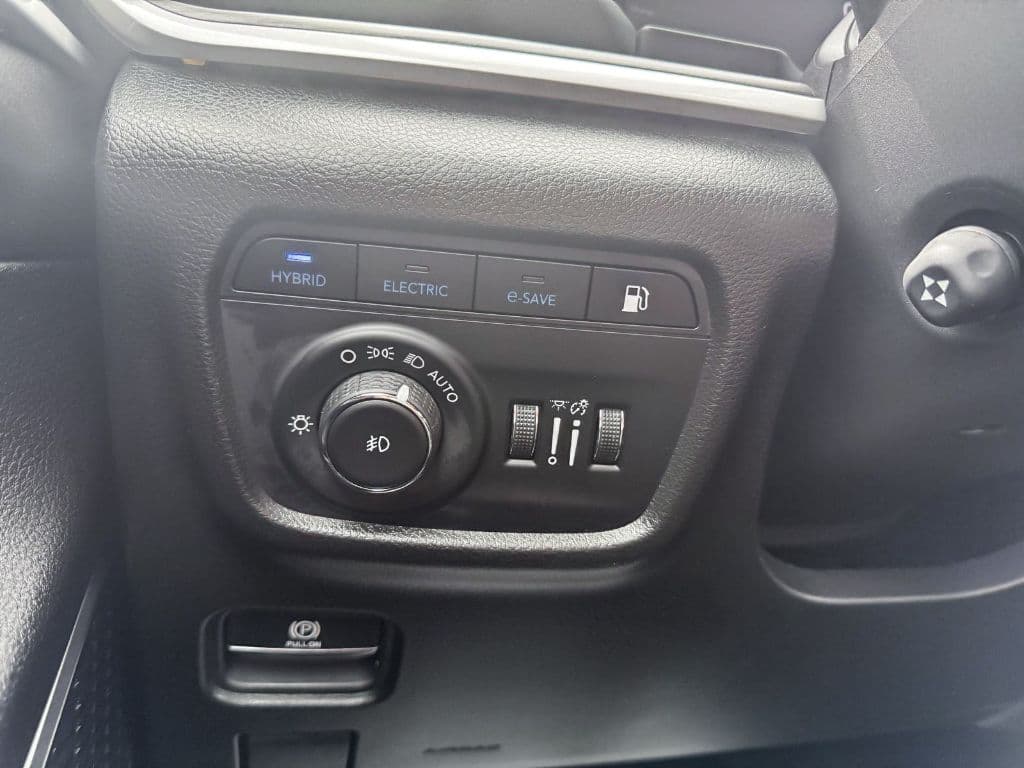 2022 Jeep Grand Cherokee 4xe view 16