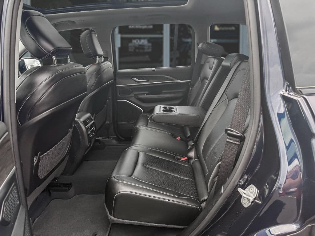 2022 Jeep Grand Cherokee 4xe view 21