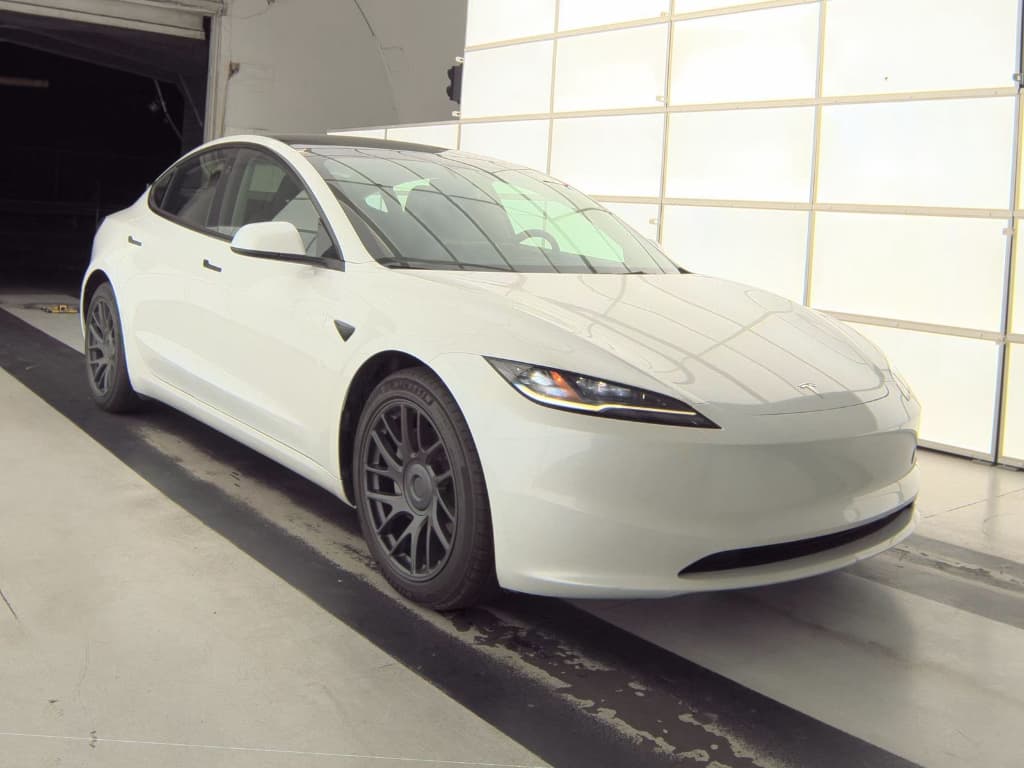 2024 Tesla Model 3 view 2