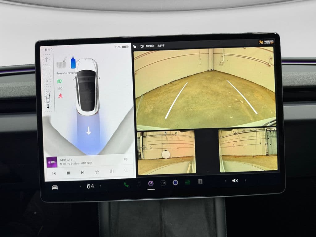 2024 Tesla Model 3 view 11