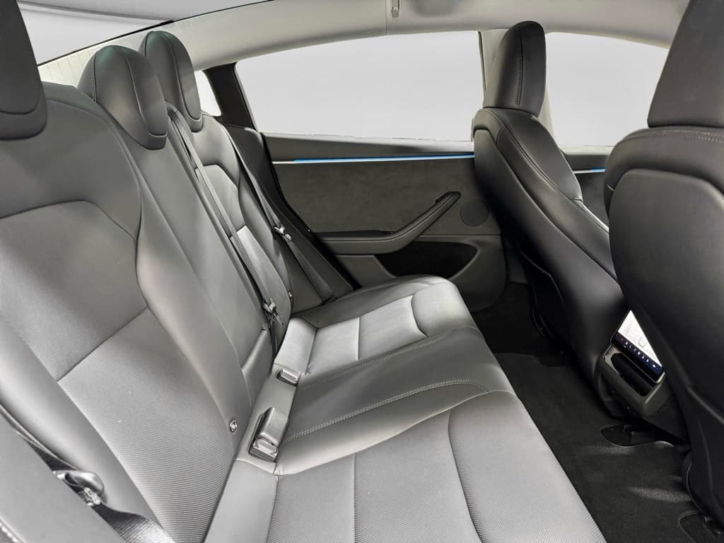 2024 Tesla Model 3 view 20