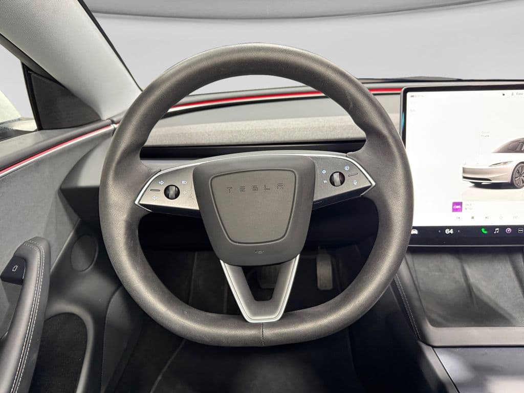 2024 Tesla Model 3 view 5