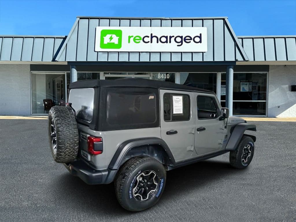 2021 Jeep Wrangler view 4
