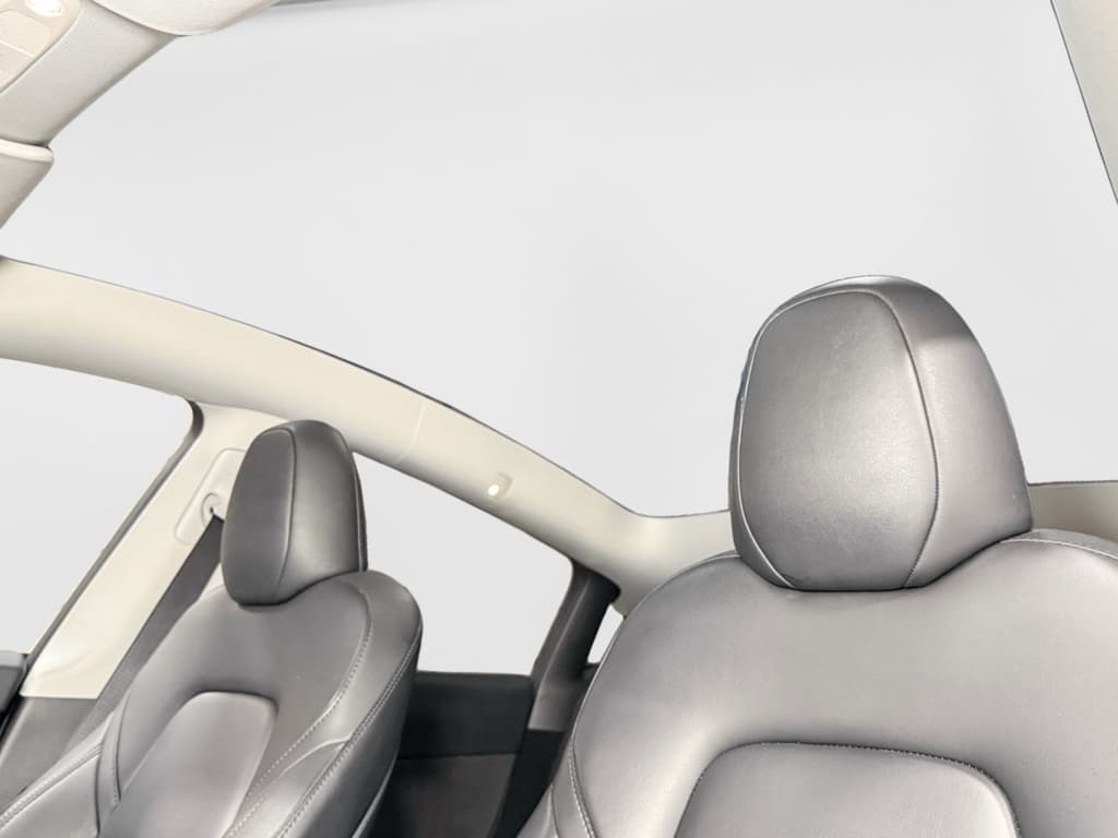 2023 Tesla Model Y view 23