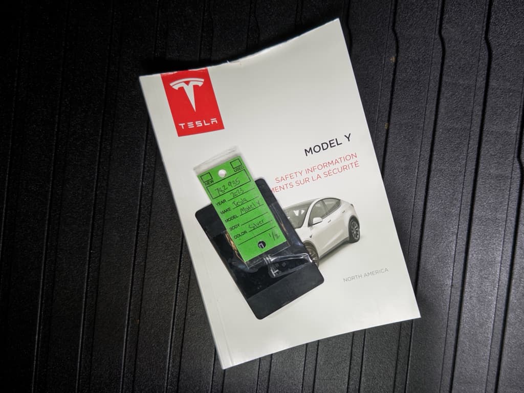 2023 Tesla Model Y view 22