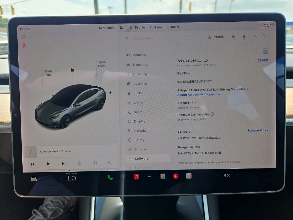 2020 Tesla Model 3 view 9
