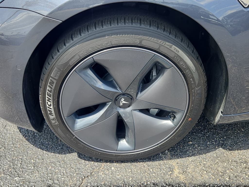 2020 Tesla Model 3 view 23