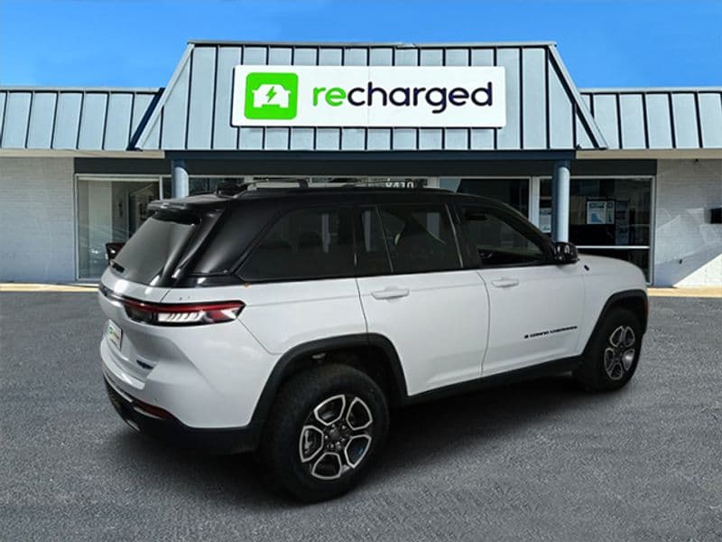 2023 Jeep Grand Cherokee 4xe view 4