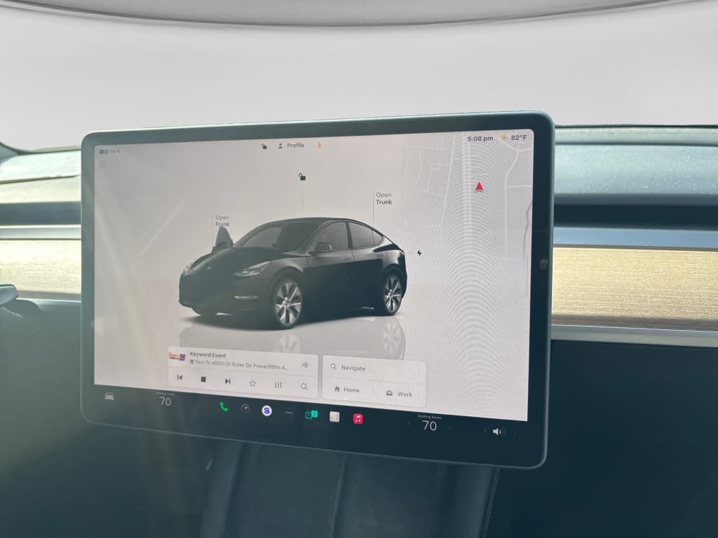 2023 Tesla Model Y view 7