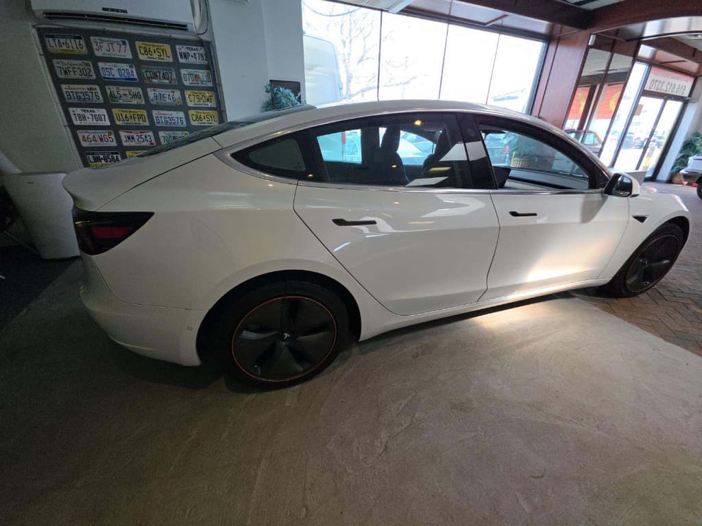 2020 Tesla Model 3 view 3