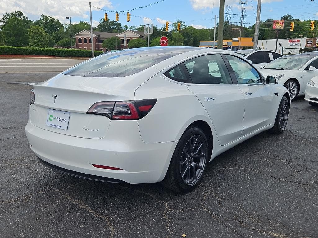 2020 Tesla Model 3 view 3