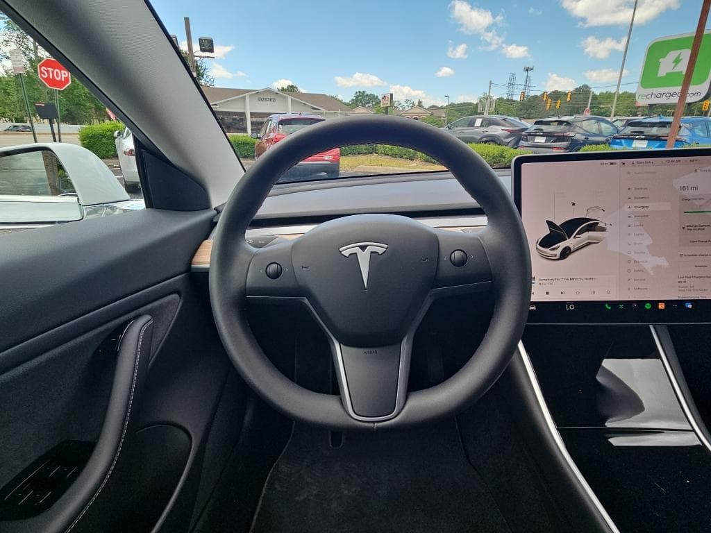 2020 Tesla Model 3 view 8
