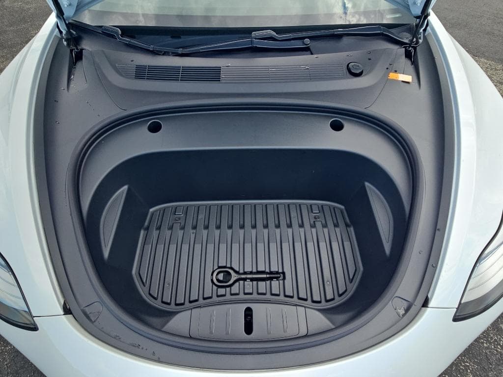 2020 Tesla Model 3 view 20