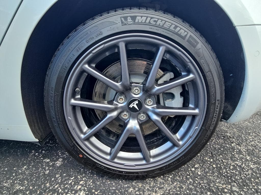 2020 Tesla Model 3 view 25