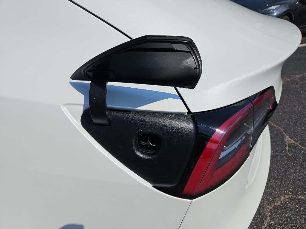 2020 Tesla Model 3 view 5