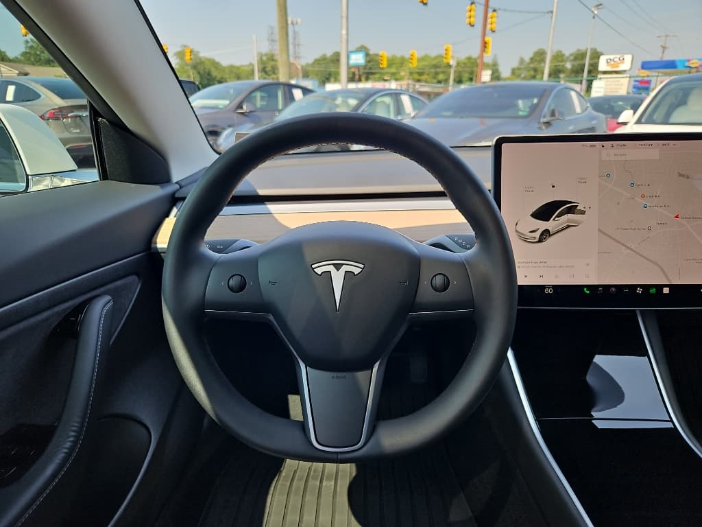 2020 Tesla Model 3 view 8