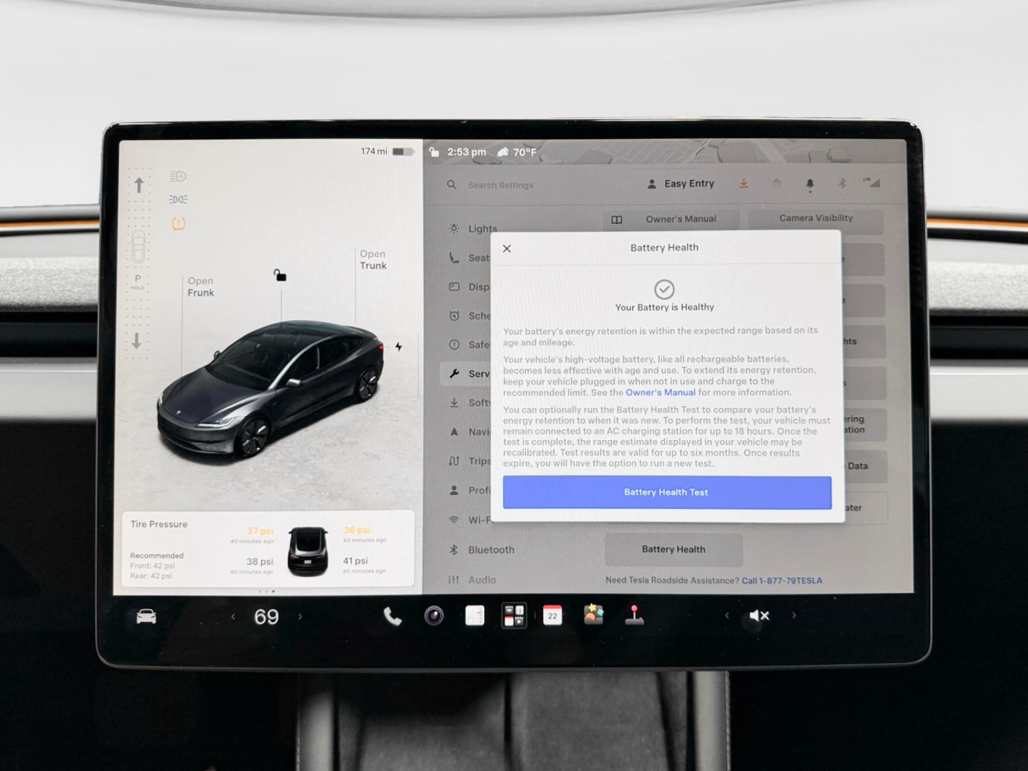 2024 Tesla Model 3 view 12