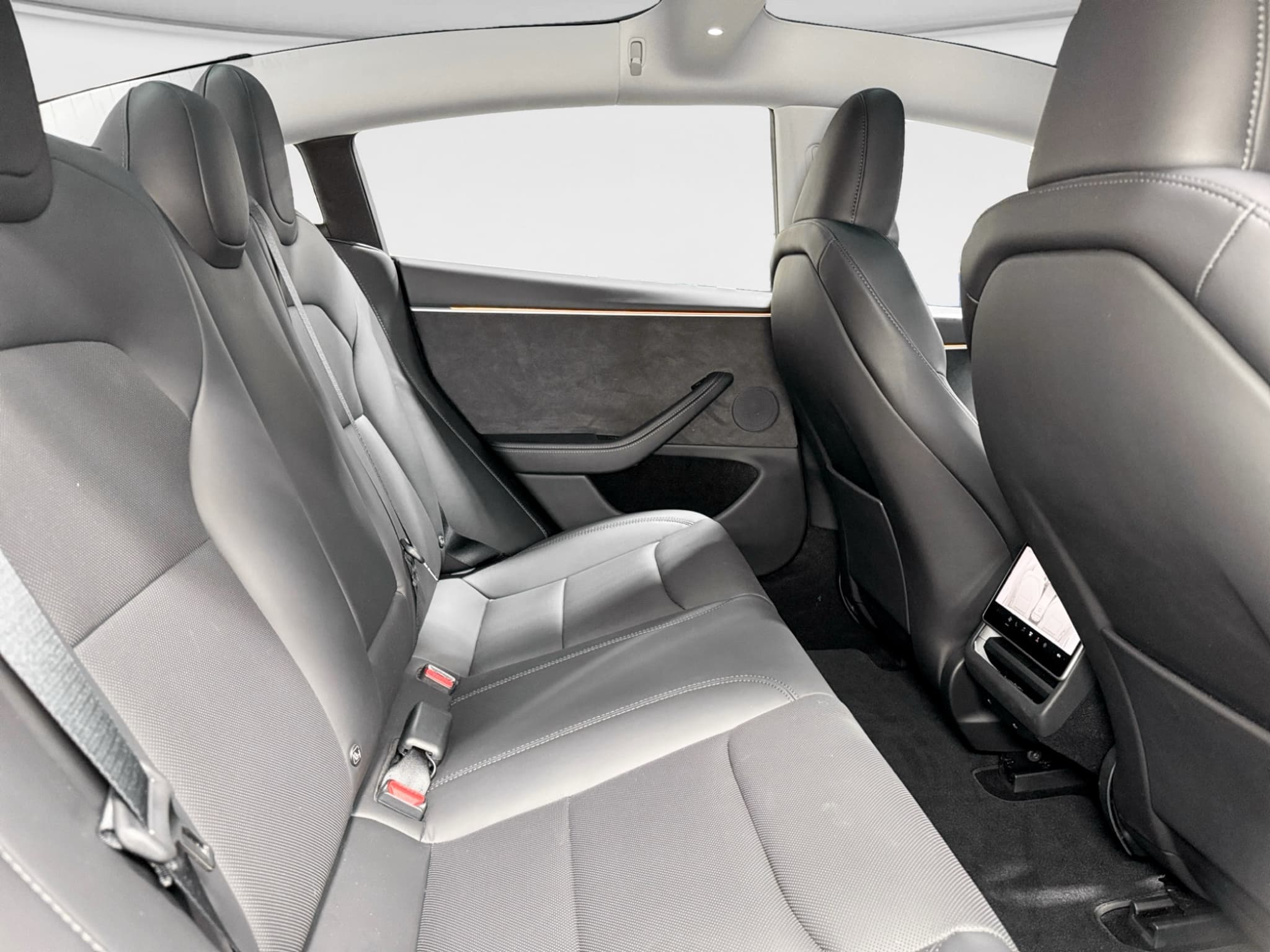 2024 Tesla Model 3 view 20