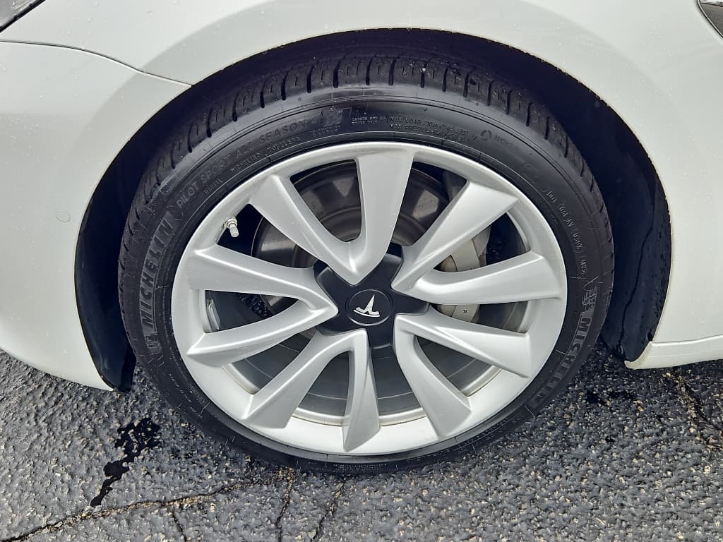 2020 Tesla Model 3 view 25
