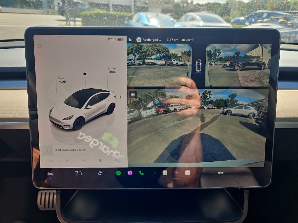 2023 Tesla Model Y view 13
