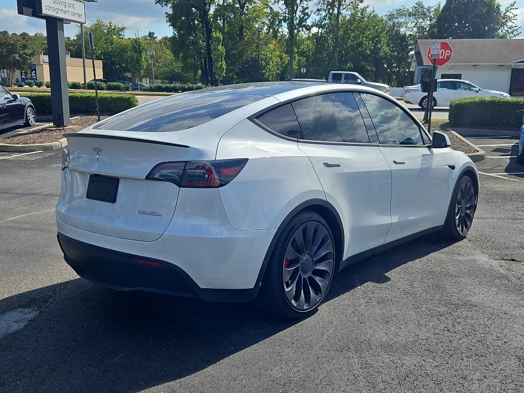2023 Tesla Model Y view 3