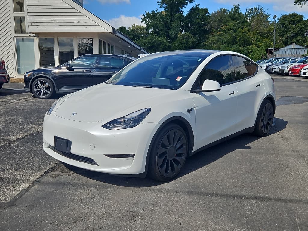 2023 Tesla Model Y view 1