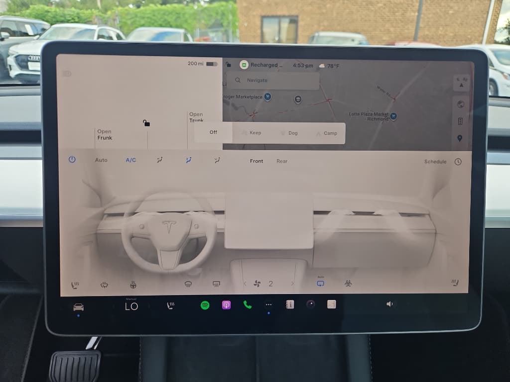 2023 Tesla Model Y view 14