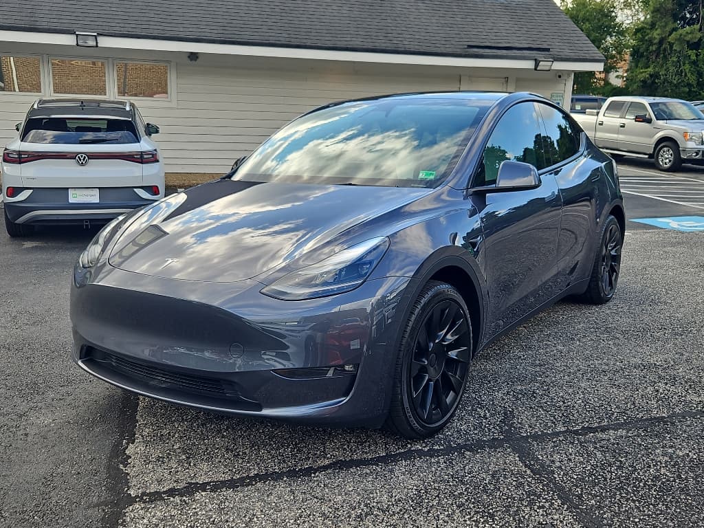 2023 Tesla Model Y view 1