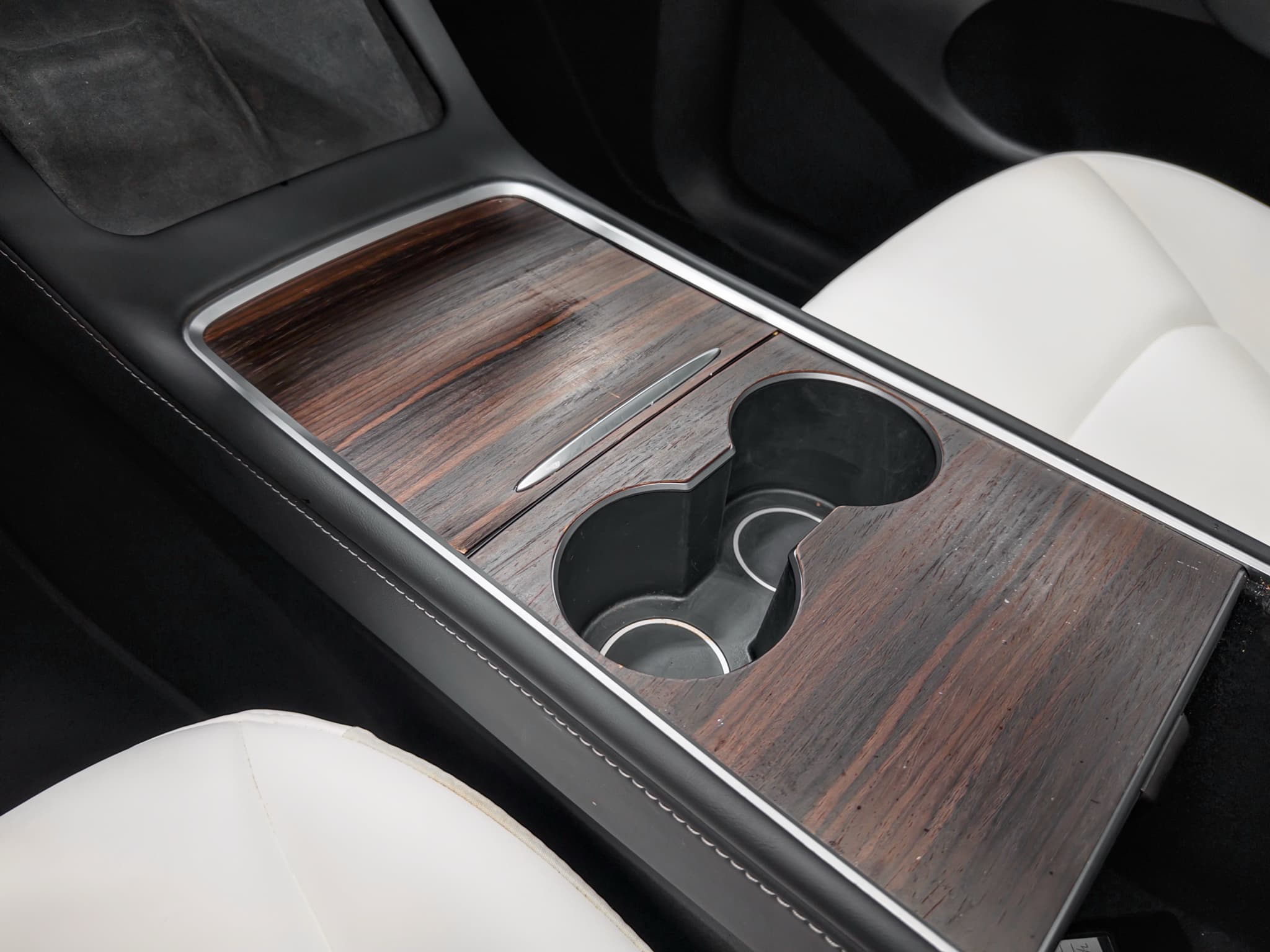 2023 Tesla Model Y view 18
