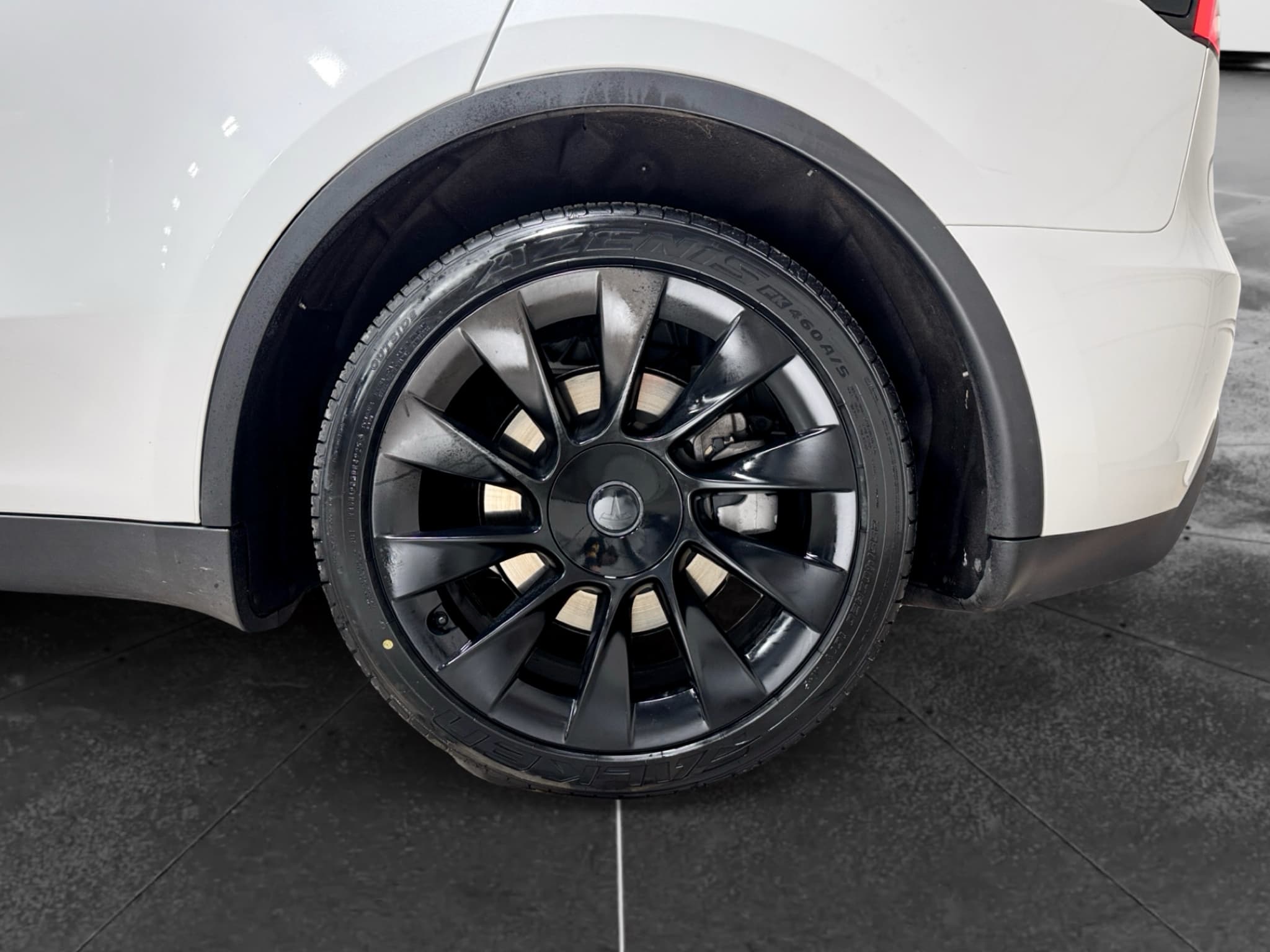 2023 Tesla Model Y view 33