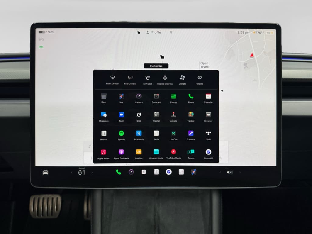 2024 Tesla Model 3 view 11