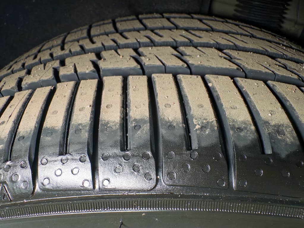 2024 Tesla Model 3 view 33