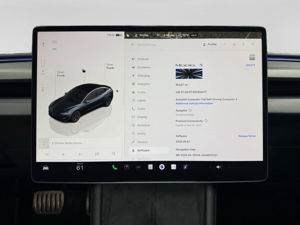 2024 Tesla Model 3 view 12