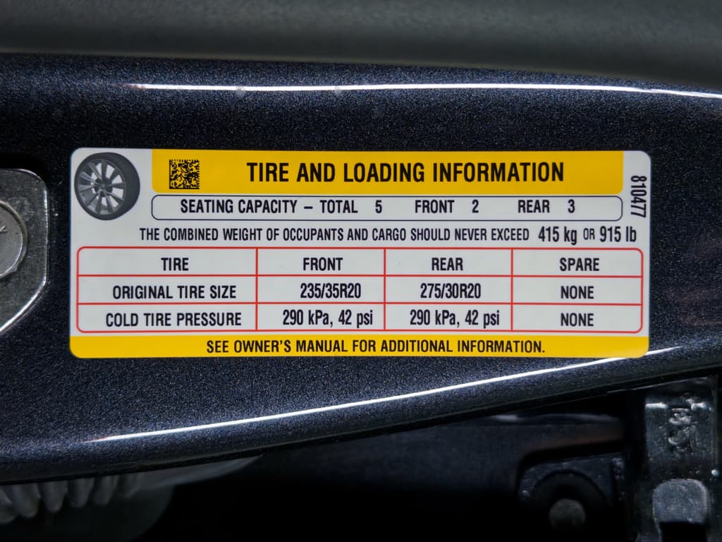 2024 Tesla Model 3 view 29